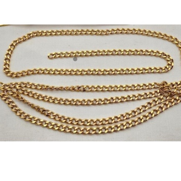 Vintage CHANEL multiple layer golden chain belt main image 4